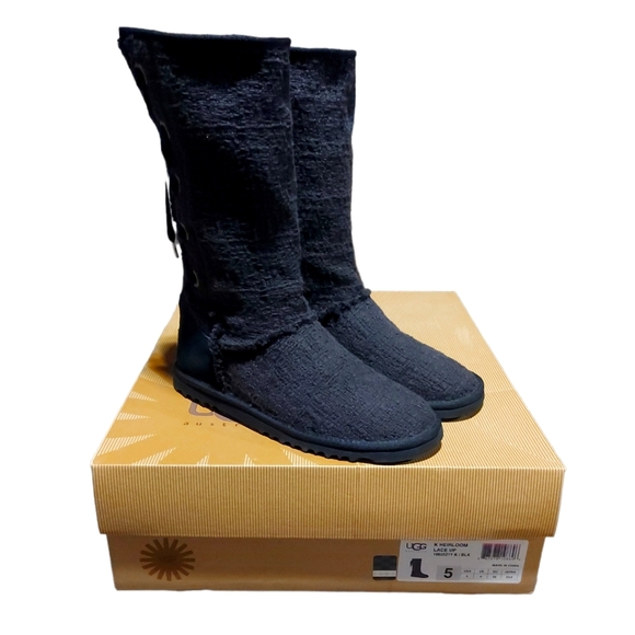 UGG Women's Heirloom Lace-up Boots Size 5 "Like New" - Picture 9 of 10